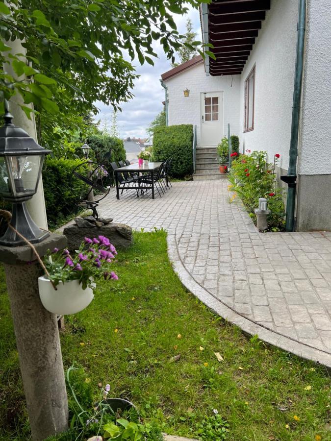 Lugnt Och Centralt Laege Borås Exteriör bild